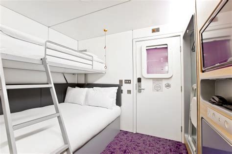 YOTELAIR London Gatwick Airport | Airport Hotel In London Gatwick | YOTEL