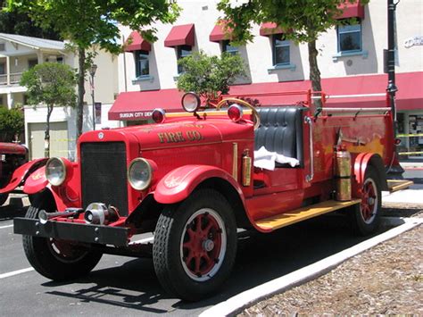 1930 REO speedwagon Hose Truck 'Mutual Aid Fire Dist' 07 | Flickr