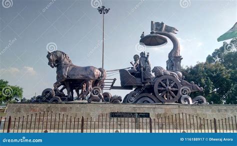 Chariot At Brahma Sarovar, Kurukshetra Editorial Photo | CartoonDealer.com #116189753