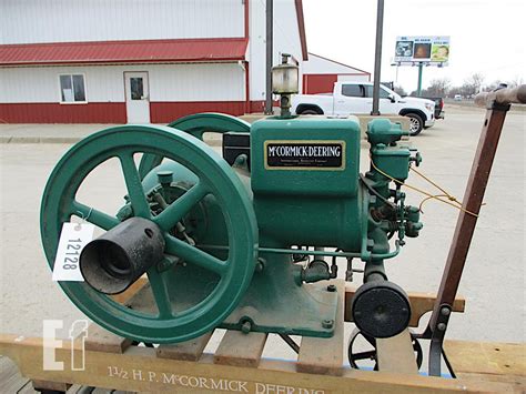 MCCORMICK DEERING 1 1/2 HP HIT N MISS ENGINE Engine | Online Auctions ...