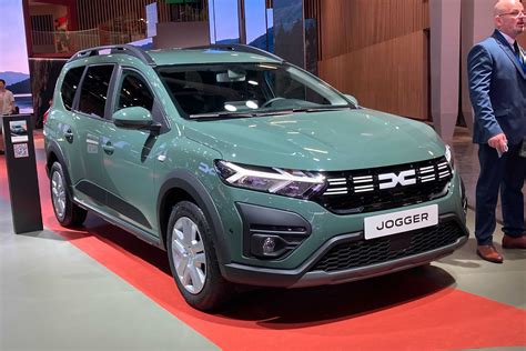 New 2023 Dacia Jogger hybrid makes Paris debut | Autocar