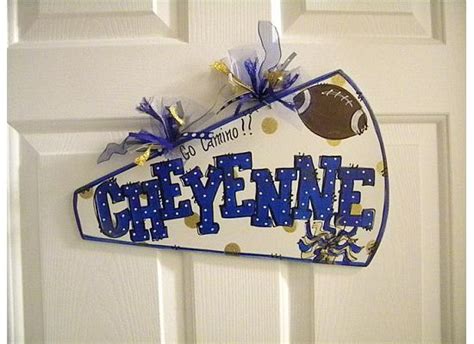 Cute DIY cheerleader gift | Cheerleading crafts, Cheerleading gifts ...