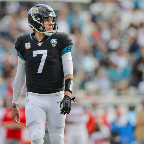 Nick Foles Reportedly Traded from Jaguars to Bears for 4th-Round Comp. Pick | News, Scores ...