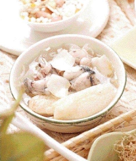 Bamboo Fungus and Lily Bulb Frog Soup Recipe | My Chinese Recipes