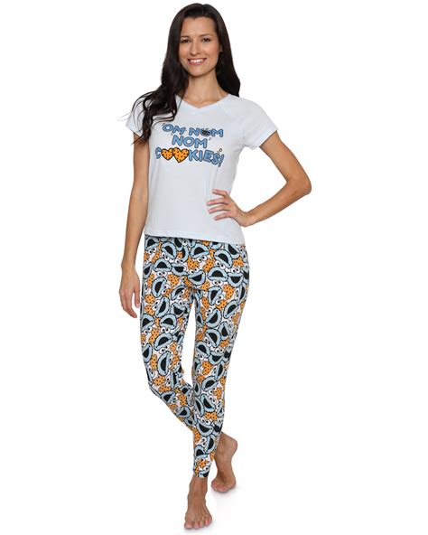 Cookie Monster Womens Pajama Fun Sleepwear Loungewear, Cookie, Size: 2X Plus - Walmart.com