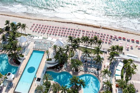 The Diplomat Beach Resort: The Perfect Florida Getaway