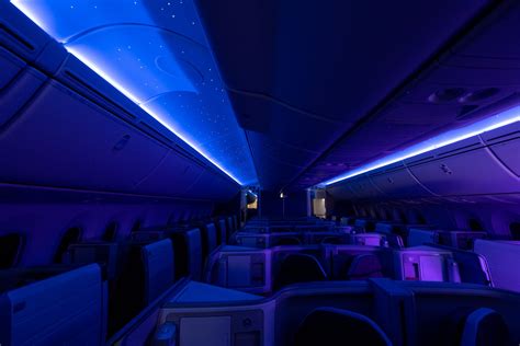 Hawaiian Airlines unveils stunning business-class, economy cabins on the new Boeing 787 ...