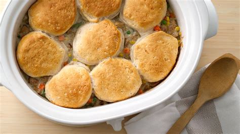 Slow-Cooker Creamy Chicken Pot Pie Recipe - Pillsbury.com