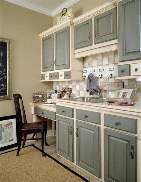 Kitchen Cabinets Two Tone | Painting kitchen cabinets, Kitchen cabinet colors, Chalk paint ...