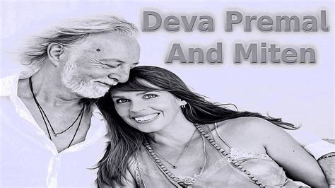 Deva Premal - Gayatri Mantra - YouTube