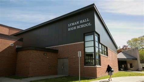 Reviews Lyman Hall High School (School) in Connecticut | TrustReviewers.com