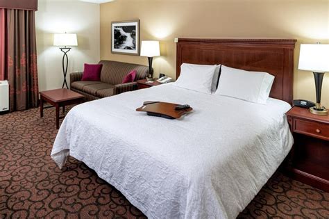 Hampton Inn Littleton (Littleton, NH): What to Know BEFORE You Bring Your Family