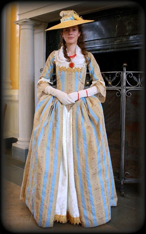 18th Century French Provincial - Colonial Country Style Gown, Dress | 18th century clothing ...