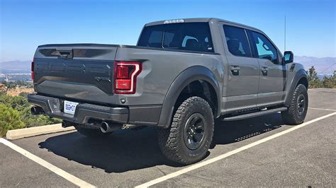 One Week With: 2018 Ford F-150 Raptor 4x4 SuperCrew | Automobile Magazine