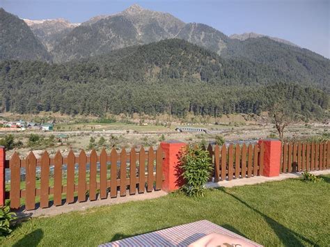 PAHALGAM HOTEL (Kashmir) - Hotel Reviews, Photos, Rate Comparison ...