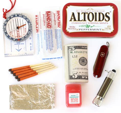 DIY Mini Survival Kit! (Pocket Sized Survival) - DIY Thrill