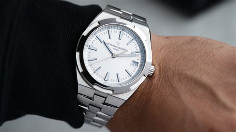 Vacheron Constantin Overseas Silver Dial 4500V/110A-B126 - Ticking Way