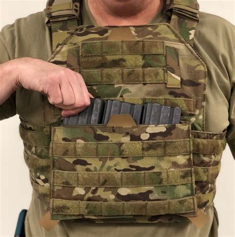 AR500 Armor Kangaroo Pouch Use