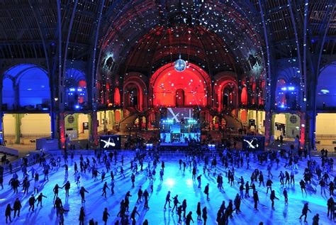 Dubai Mall Ice Rink Guide | Embrace the Chill With Ice