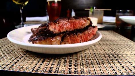 Max's Tavern - Springfield, MA (Phantom Gourmet) - YouTube