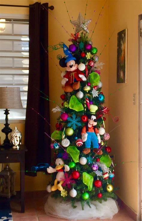 Mickey Mouse Christmas Tree | Mickey mouse christmas, Mickey mouse ...