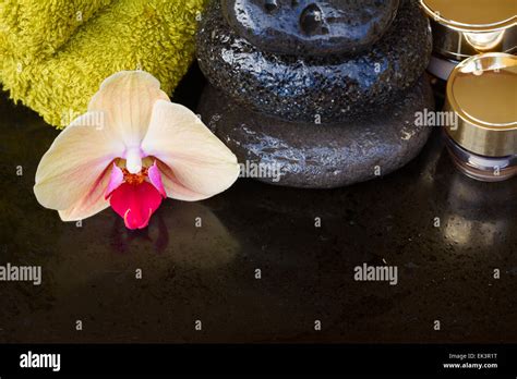 orchid spa treatment Stock Photo - Alamy