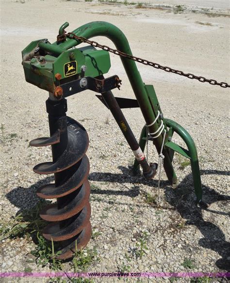 John Deere post hole auger in McPherson, KS | Item J8127 sold | Purple Wave