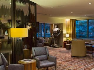 Photos | Hyatt Centric Chicago Magnificent Mile