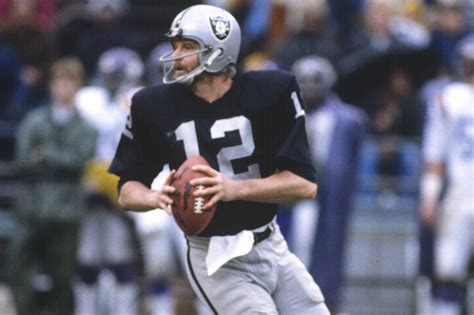 Ken Stabler, Former Oakland Raiders Quarterback and NFL MVP, Dies at 69 - WSJ