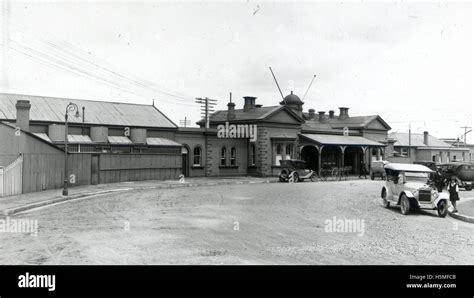 Goulburn Railway Station Stock Photo - Alamy