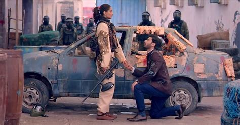 10 Adorable Proposal Scenes That Totally Made Our Hearts Melt! - India ...