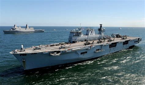 Turquia queria o HMS Ocean para treinar tripulantes do futuro LHD ...