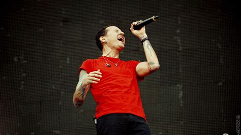 Chester Bennington Wallpapers - Top Free Chester Bennington Backgrounds ...