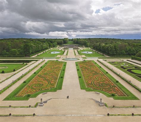 A Day at Château de Vaux le Vicomte - Quintessence