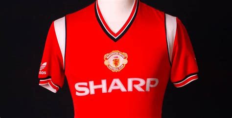 Adidas Manchester United Home Kit History - Footy Headlines