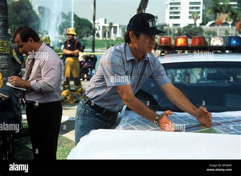 TOMMY LEE JONES VOLCANO (1997 Stock Photo, Royalty Free Image: 31090430 - Alamy