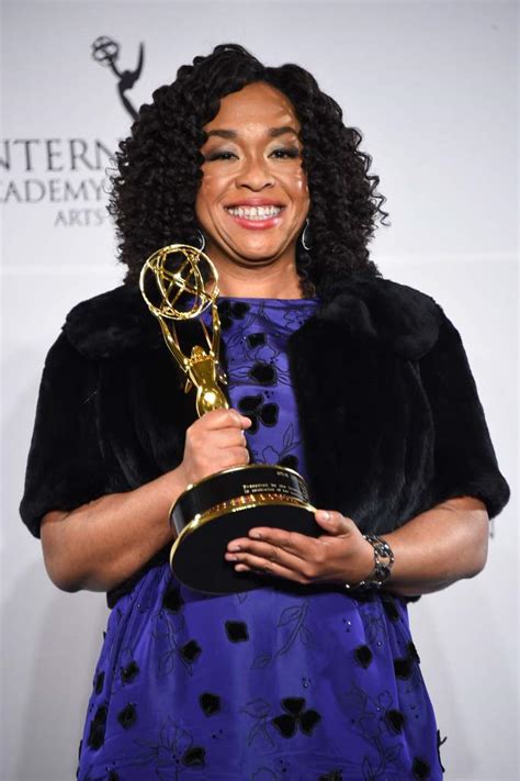 Shonda Rhimes: 5 Fast Facts You Need to Know | Heavy.com