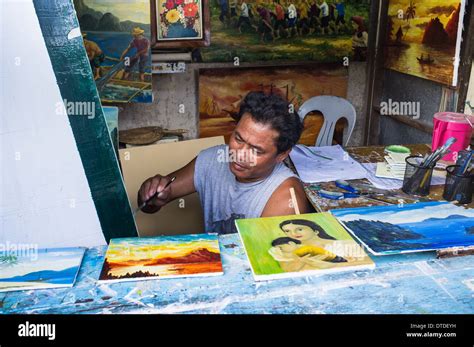 local artist painting pictures, Philippines Stock Photo - Alamy