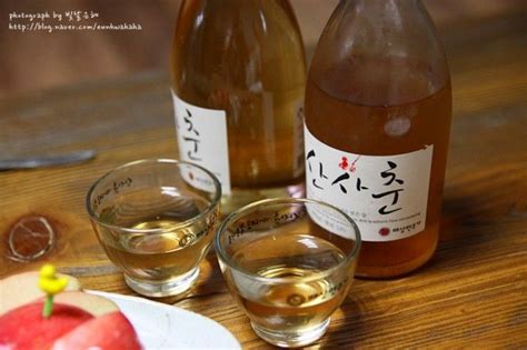 Guide to the Most Popular Korean Alcohol - Seoulistic | Korean food, Cocktail drinks, Alcohol