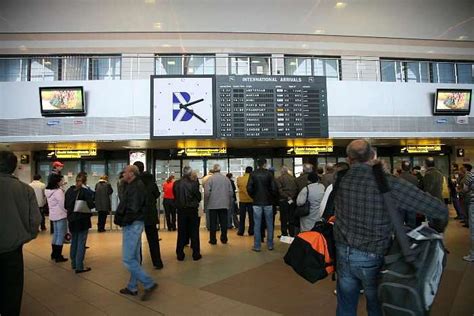 Suspicious package triggers security alert at Bucharest’s Otopeni Airport | Romania Insider