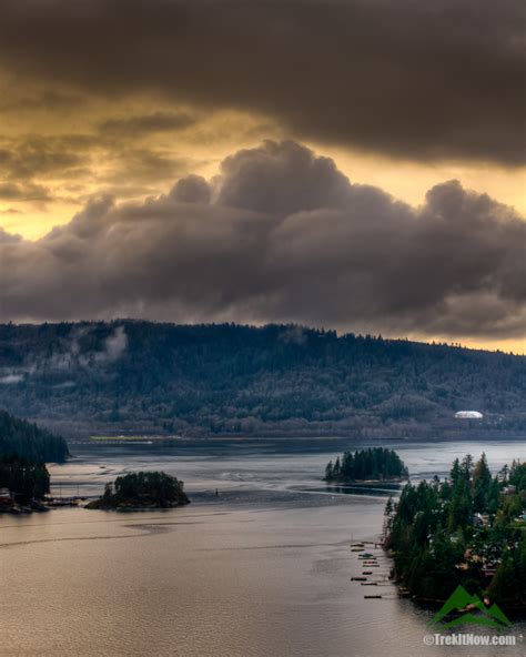 Deep Cove Quarry Rock Trail / Indian Arm Lookout Hiking Guide | Trek It Now