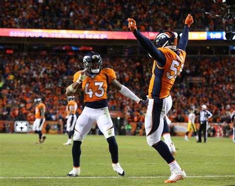 WATCH: Von Miller forces fumble on sack, Broncos score TD