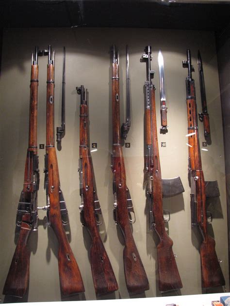 File:Red army World War II rifles.JPG - Wikimedia Commons