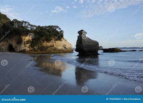 Cathedral Cove Sunrise New Zealand Stock Image - Image of coast ...