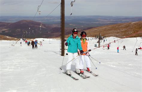 Skiing in Scotland - Where and how to Ski in Scotland