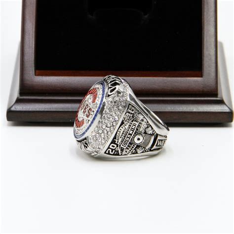 MLB-2016-CHICAGO-CUBS-WORLD-SERIES-CHAMPIONSHIP-REPLICA-RING