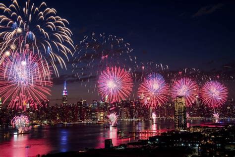 Macy's to celebrate Independence Day with a spectacular fireworks ...