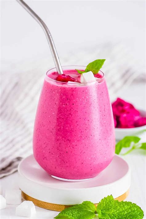 Healthy Food: Dragon Fruit Smoothie