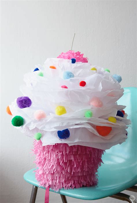 Easy DIY piñata pro tips (and #allthetrends) - Think.Make.Share.