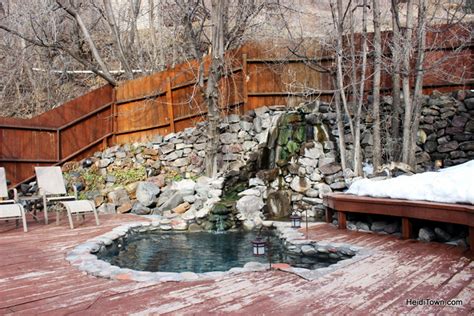 5 Romantic Hot-Spring Getaways in Colorado - Mountain Living | Colorado ...